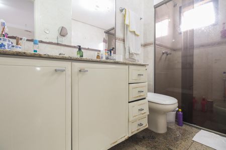 Apartamento à venda com 134m², 3 quartos e 3 vagasBanheiro Suíte 1
