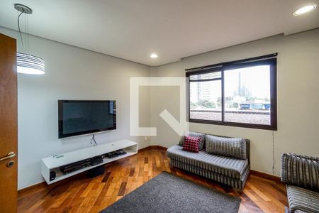 Apartamento à venda com 134m², 3 quartos e 3 vagasCondomínio - Sala de Cinema 