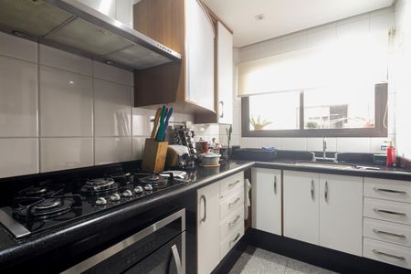 Apartamento à venda com 134m², 3 quartos e 3 vagasCozinha 