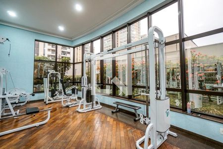 Apartamento à venda com 134m², 3 quartos e 3 vagasCondomínio - Academia 