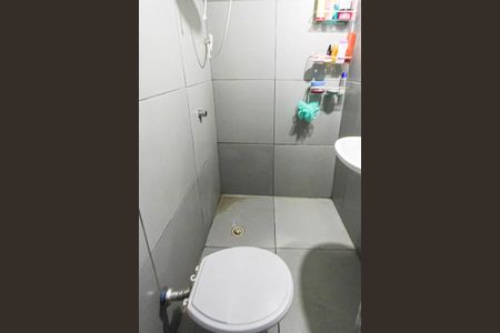 Casa à venda com 85m², 2 quartos e sem vagaBanheiro