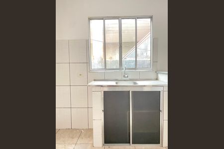 Casa para alugar com 40m², 2 quartos e 1 vaga Casa para alugar com 40m², 2 quartos e 1 vagaCozinha
