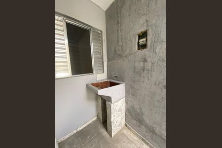 Casa para alugar com 40m², 2 quartos e 1 vaga Casa para alugar com 40m², 2 quartos e 1 vagaÁrea de Serviço