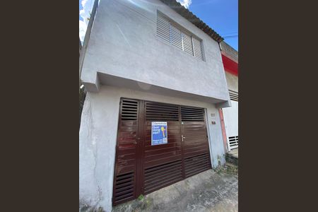 Casa para alugar com 40m², 2 quartos e 1 vaga Casa para alugar com 40m², 2 quartos e 1 vagaPlaca