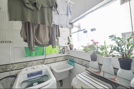 Apartamento à venda com 57m², 2 quartos e 1 vagaÁrea de Serviço