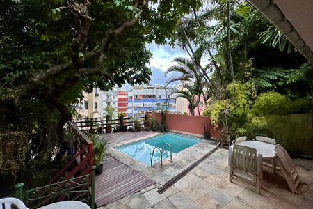 Casa à venda com 480m², 3 quartos e 2 vagasÁrea externa