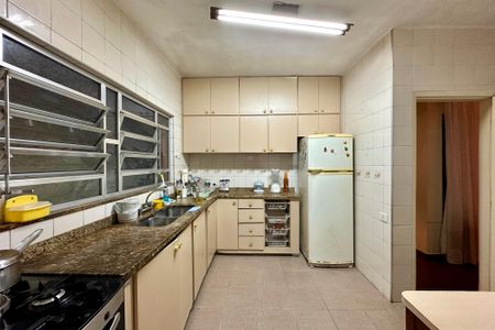 Casa à venda com 480m², 3 quartos e 2 vagasCozinha