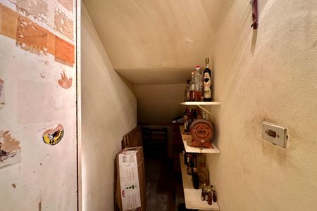 Casa à venda com 480m², 3 quartos e 2 vagasDespensa