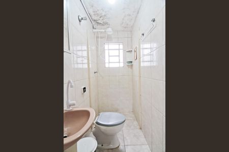 Casa à venda com 300m², 2 quartos e 2 vagasBanheiro