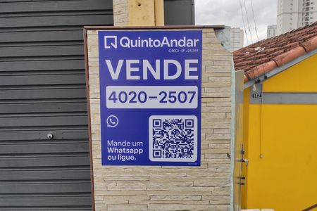 Casa à venda com 300m², 2 quartos e 2 vagasPlaca