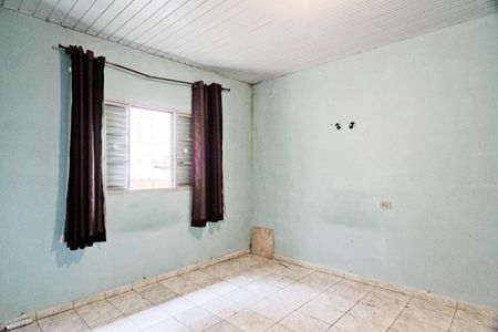 Casa à venda com 300m², 2 quartos e 2 vagasEdícula