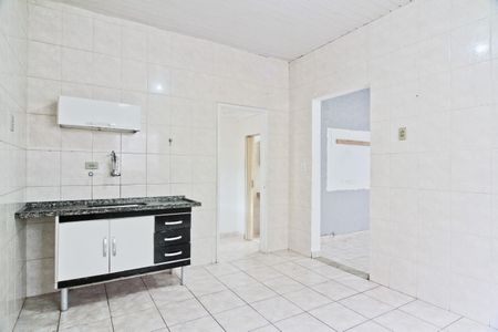 Casa à venda com 300m², 2 quartos e 2 vagasCozinha