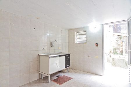 Casa à venda com 300m², 2 quartos e 2 vagasEdícula - cozinha