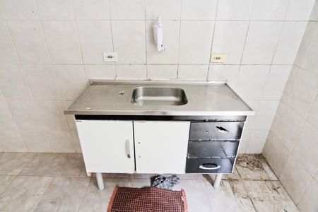 Casa à venda com 300m², 2 quartos e 2 vagasEdícula - cozinha