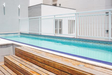 Apartamento à venda com 42m², 1 quarto e 1 vaga Apartamento à venda com 42m², 1 quarto e 1 vagaÁrea comum - Piscina