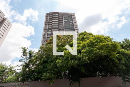 Apartamento para alugar com 147m², 3 quartos e 2 vagasFachada