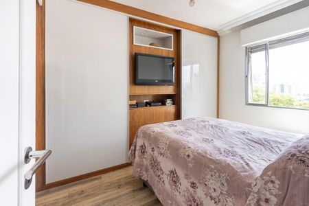 Apartamento à venda com 100m², 2 quartos e 1 vagaSuíte