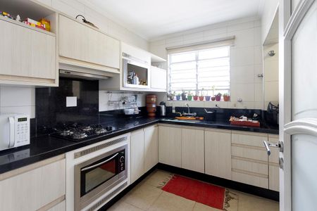 Apartamento à venda com 100m², 2 quartos e 1 vagaCozinha