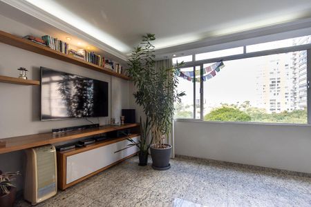 Apartamento à venda com 100m², 2 quartos e 1 vagaSala