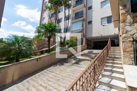 Apartamento para alugar com 68m², 2 quartos e 1 vaga Apartamento para alugar com 68m², 2 quartos e 1 vagaFachada