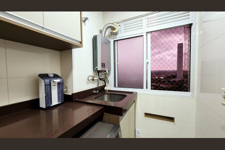 Apartamento à venda com 52m², 2 quartos e 1 vaga Apartamento à venda com 52m², 2 quartos e 1 vagaCozinha e Área de Serviço