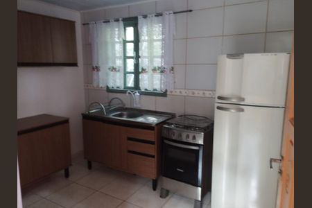 Casa para alugar com 60m², 2 quartos e 1 vaga Casa para alugar com 60m², 2 quartos e 1 vagaCozinha
