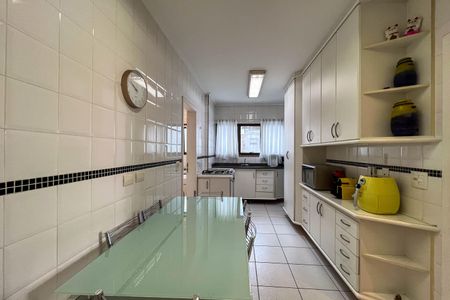 Apartamento à venda com 114m², 3 quartos e 3 vagasCozinha