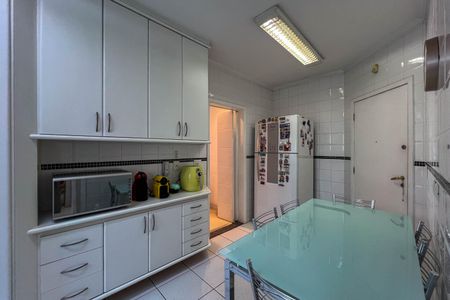 Apartamento à venda com 114m², 3 quartos e 3 vagasCozinha