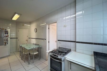 Apartamento à venda com 114m², 3 quartos e 3 vagasCozinha