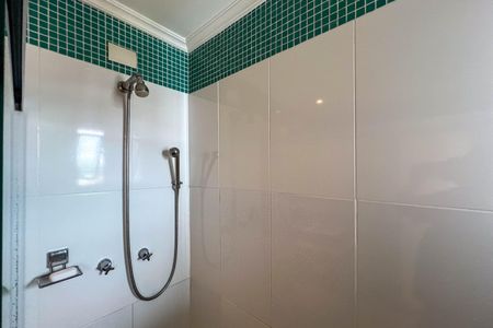 Apartamento à venda com 114m², 3 quartos e 3 vagasBanheiro do quarto 1