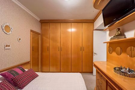 Apartamento à venda com 114m², 3 quartos e 3 vagasQuarto 2