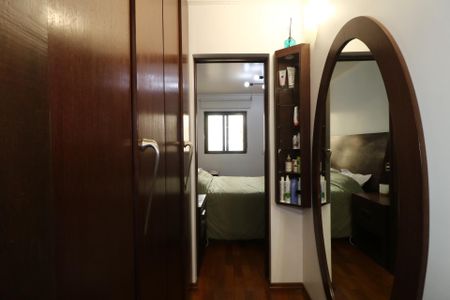 Apartamento à venda com 115m², 2 quartos e 2 vagasCloset da Suíte