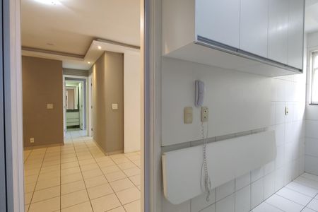 Apartamento à venda com 55m², 2 quartos e 1 vagaCozinha - Armários