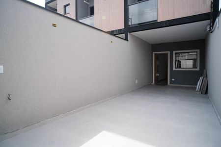 Casa à venda com 108m², 3 quartos e 2 vagasÁrea comum