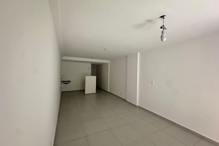 Apartamento à venda com 38m², 1 quarto e sem vagaSala/Quarto