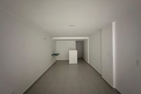 Apartamento à venda com 38m², 1 quarto e sem vagaSala/Quarto