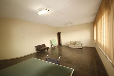 Casa à venda com 390m², 6 quartos e 2 vagasSalão de Festas