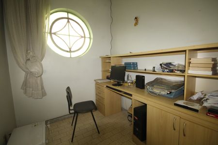 Casa à venda com 390m², 6 quartos e 2 vagasEscritório