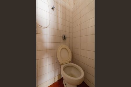 Casa à venda com 221m², 3 quartos e 4 vagasBanheiro de Serviço