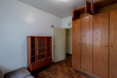 Casa à venda com 221m², 3 quartos e 4 vagasQuarto 2