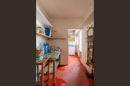 Casa à venda com 221m², 3 quartos e 4 vagasÁrea de Serviço 2