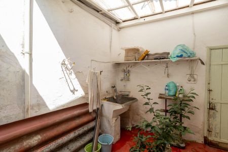 Casa à venda com 221m², 3 quartos e 4 vagasÁrea de Serviço 3