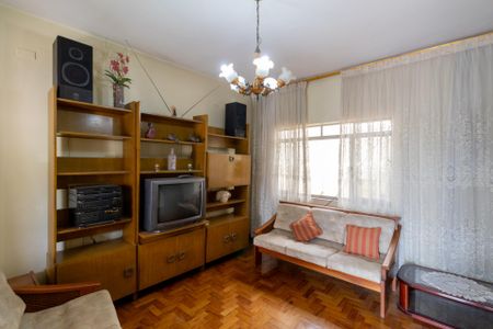 Casa à venda com 221m², 3 quartos e 4 vagasSala 