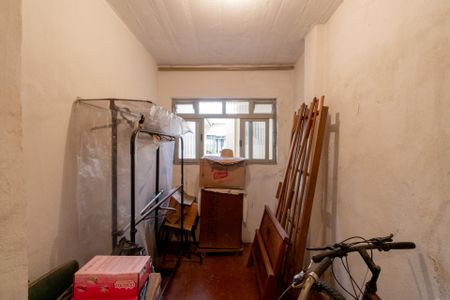 Casa à venda com 221m², 3 quartos e 4 vagasQuarto de Serviço