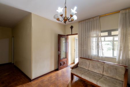 Casa à venda com 221m², 3 quartos e 4 vagasSala 