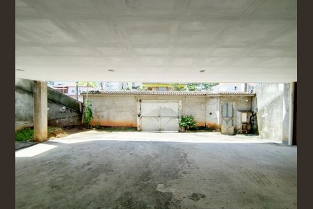 Casa à venda com 446m², 4 quartos e 12 vagas Casa à venda com 446m², 4 quartos e 12 vagasQuintal