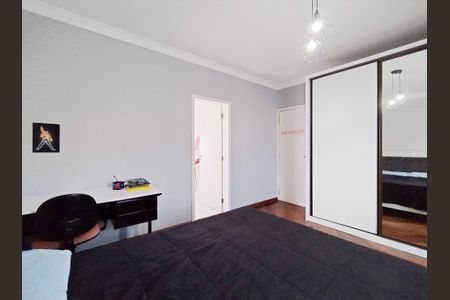 Casa à venda com 446m², 4 quartos e 12 vagas Casa à venda com 446m², 4 quartos e 12 vagasSuíte 1