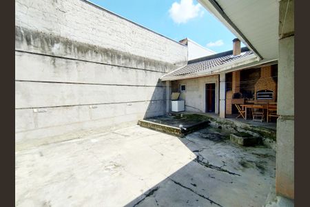 Casa à venda com 446m², 4 quartos e 12 vagas Casa à venda com 446m², 4 quartos e 12 vagasQuintal