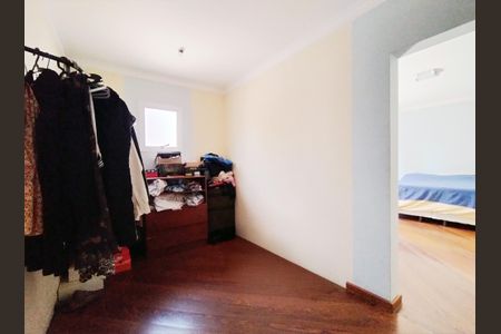 Casa à venda com 446m², 4 quartos e 12 vagas Casa à venda com 446m², 4 quartos e 12 vagasCloset da suíte 4