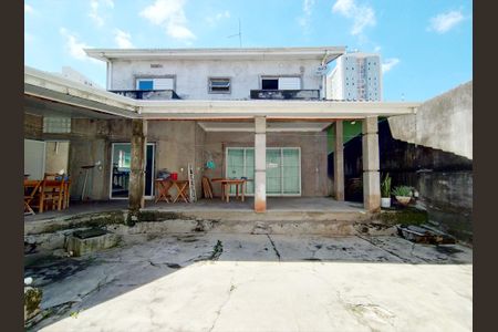 Casa à venda com 446m², 4 quartos e 12 vagas Casa à venda com 446m², 4 quartos e 12 vagasQuintal